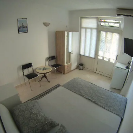Guest house Salona Suite Solin