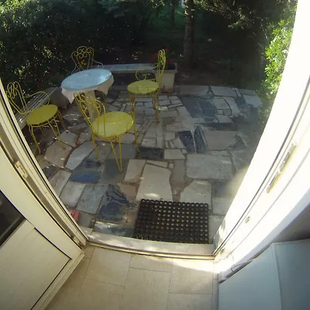 Salona Suite Πανσιόν